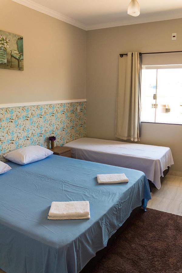 Pouso Oliveira Suites Сан-Жуан-Батіста-ду-Глорія Екстер'єр фото
