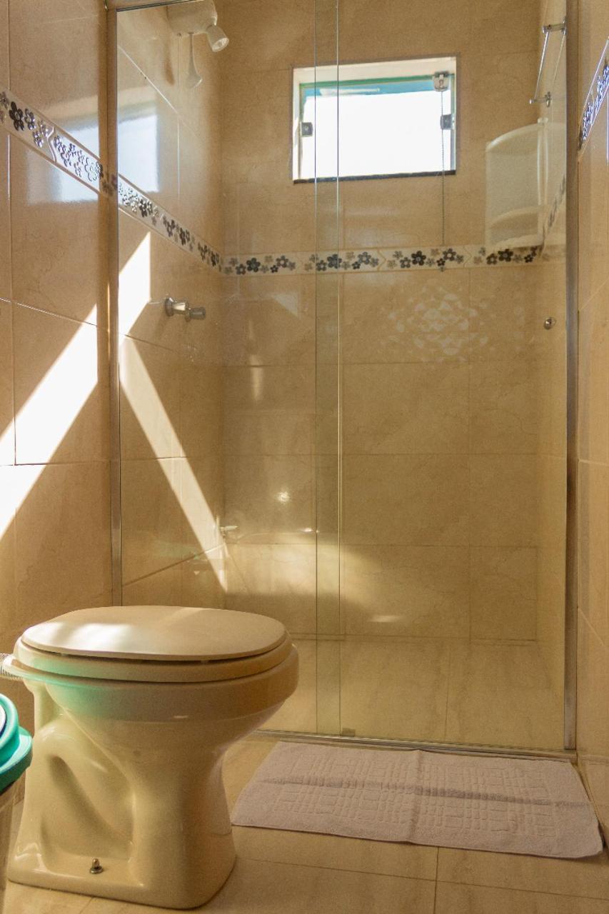 Pouso Oliveira Suites Сан-Жуан-Батіста-ду-Глорія Екстер'єр фото
