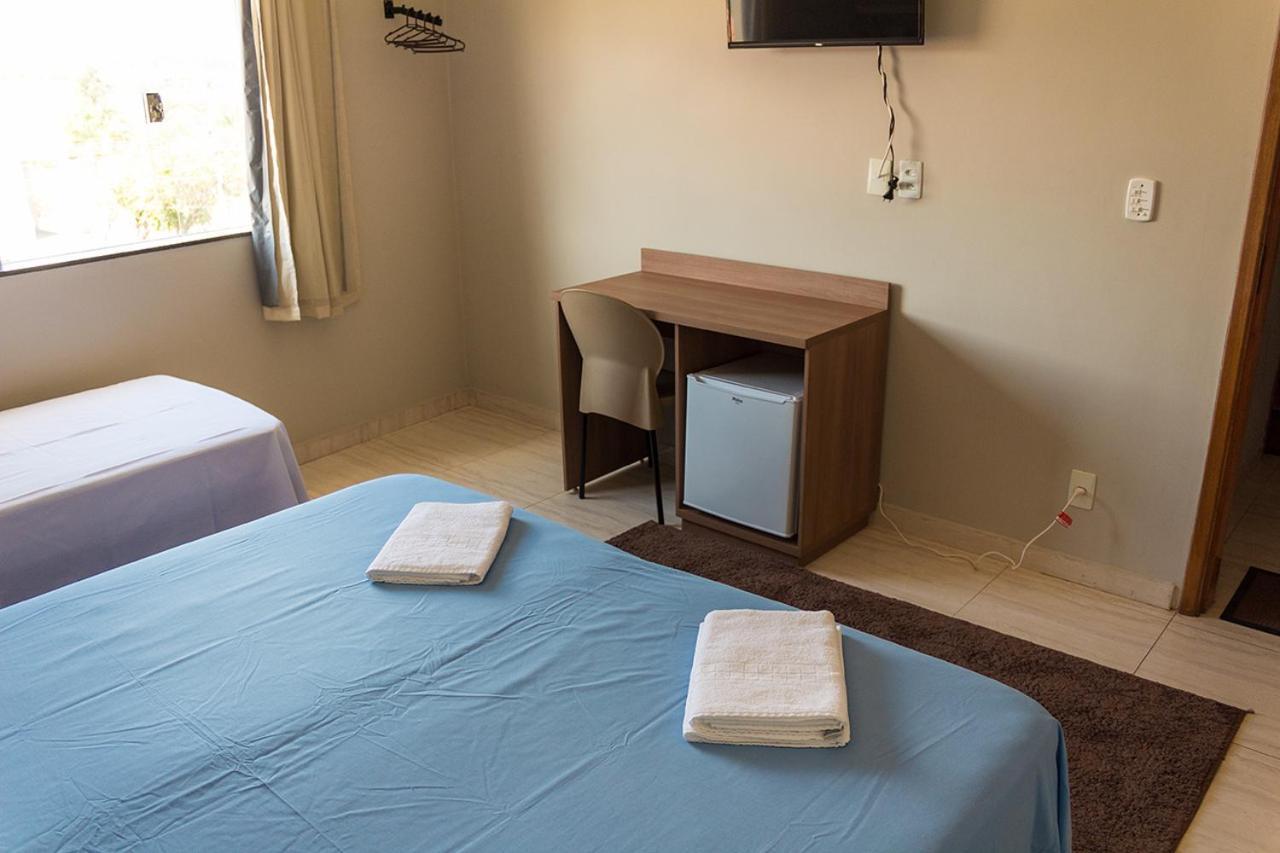Pouso Oliveira Suites Сан-Жуан-Батіста-ду-Глорія Екстер'єр фото